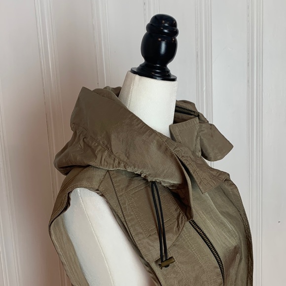 Kenneth Cole Jackets & Blazers - Stylish KENNETH COLE khaki taupe long vest